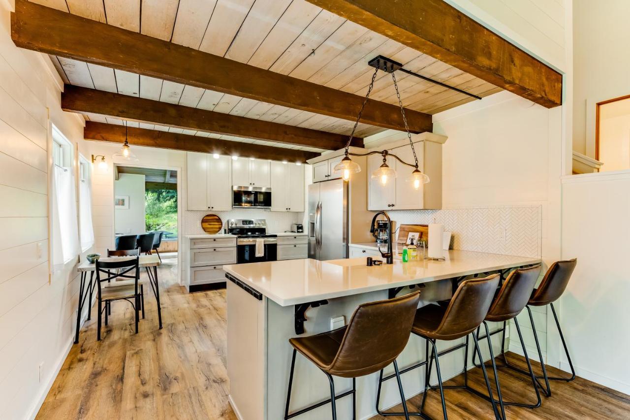 Tall Cedars Cabin By The Water Eastsound Exterior photo