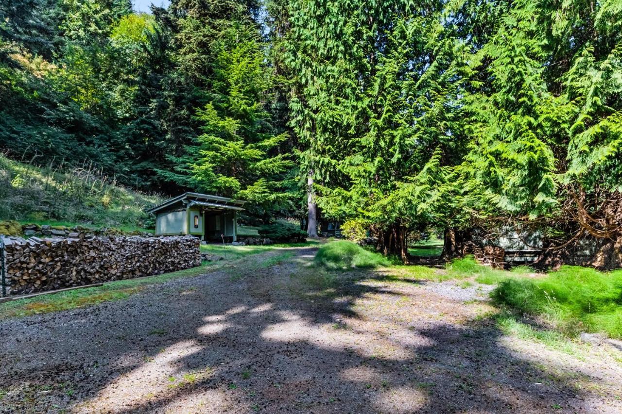 Tall Cedars Cabin By The Water Eastsound Exterior photo