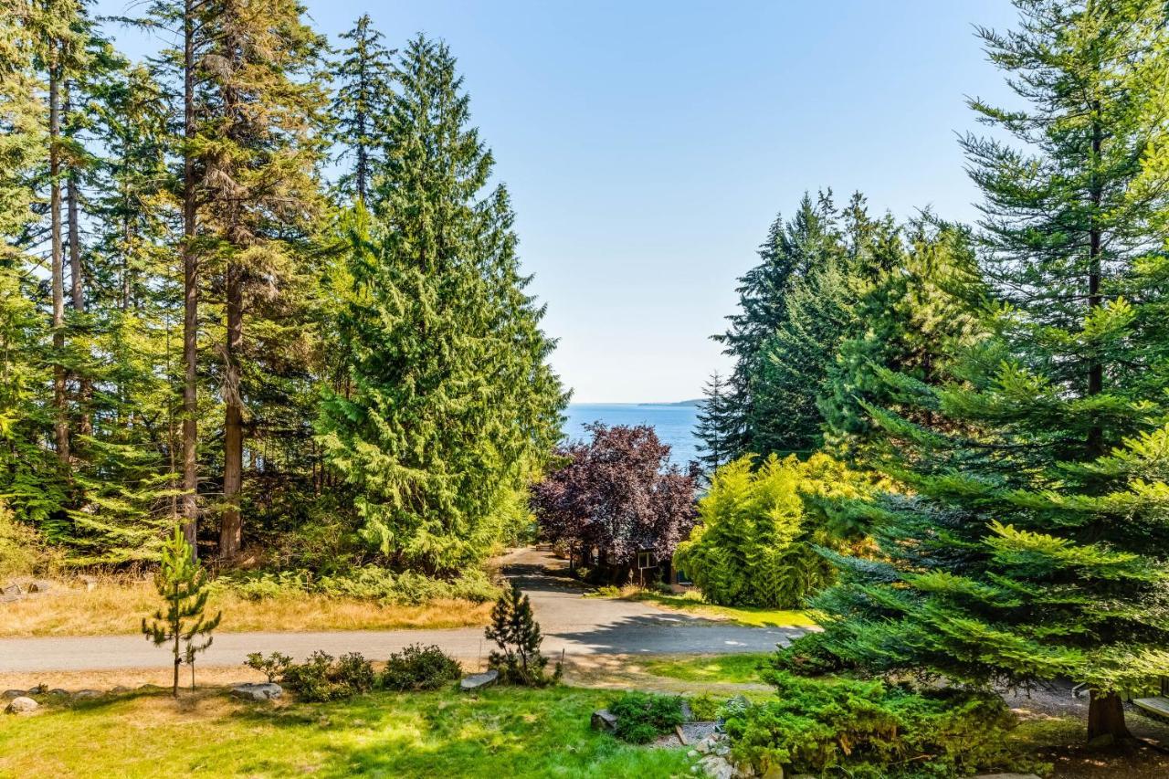 Tall Cedars Cabin By The Water Eastsound Exterior photo