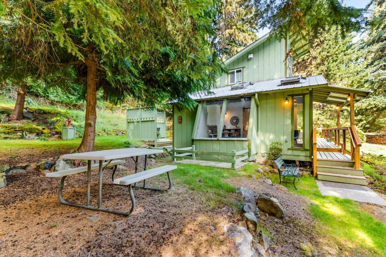 Tall Cedars Cabin By The Water Eastsound Exterior photo